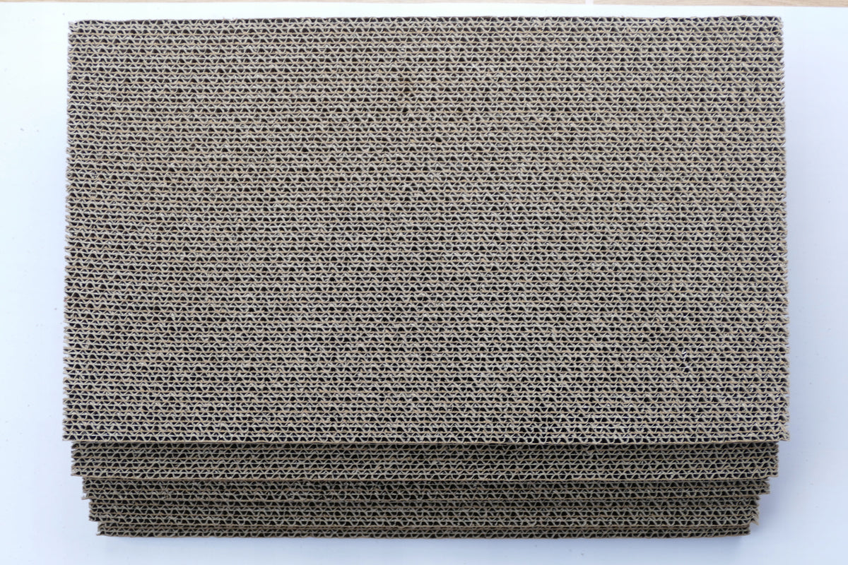 Drapak tekturowy dla kota – mata do drapania 41 x 23,5 cm, dwustronna, 5 szt. – beżowy