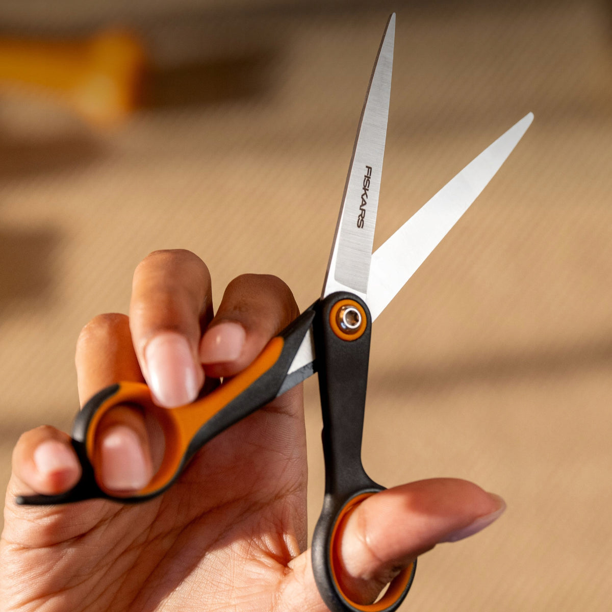 Fiskars Nożyczki do strzyżenia psów i kotów 17 cm, ostrza ze stali nierdzewnej, SoftGrip