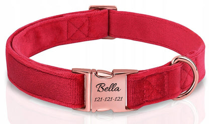 REVERSE Obroża welurowa dla psa z grawerem, regulowana 27-45 cm, 20 mm – czerwona, S/M