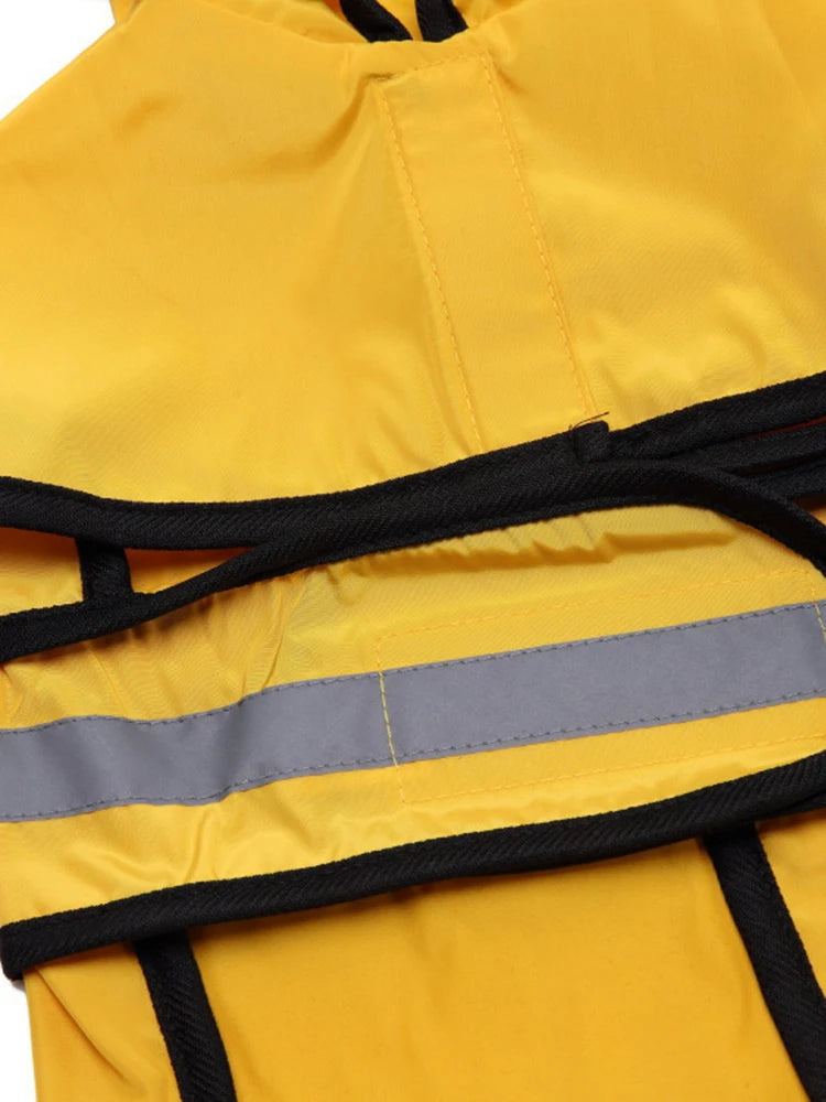 Płaszczyk dla psa z poliestru — żółty, z kapturem, 5–20 kg