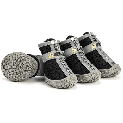 Buty dla psa niebieskie — chroniące łapy przed zimnem i poślizgnięciem