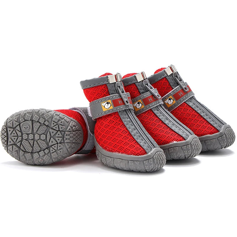 Buty dla psa niebieskie — chroniące łapy przed zimnem i poślizgnięciem