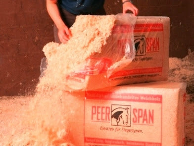 Peer-Span ściółka z wiórów świerkowych 23 kg – bezpyłowa, wydajność 600 l, balot