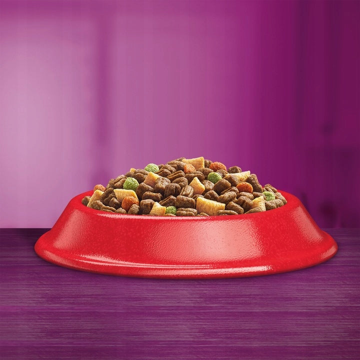 Whiskas Adult sucha karma dla kota z wołowiną 14 kg – z pasztecikami, dla kotów dorosłych